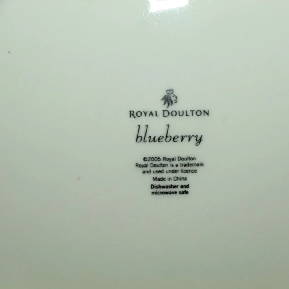 Set of 4 Royal Doulton blueberry 10.25
